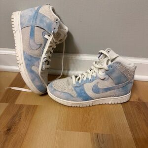 Nike Dunk Sneakers
